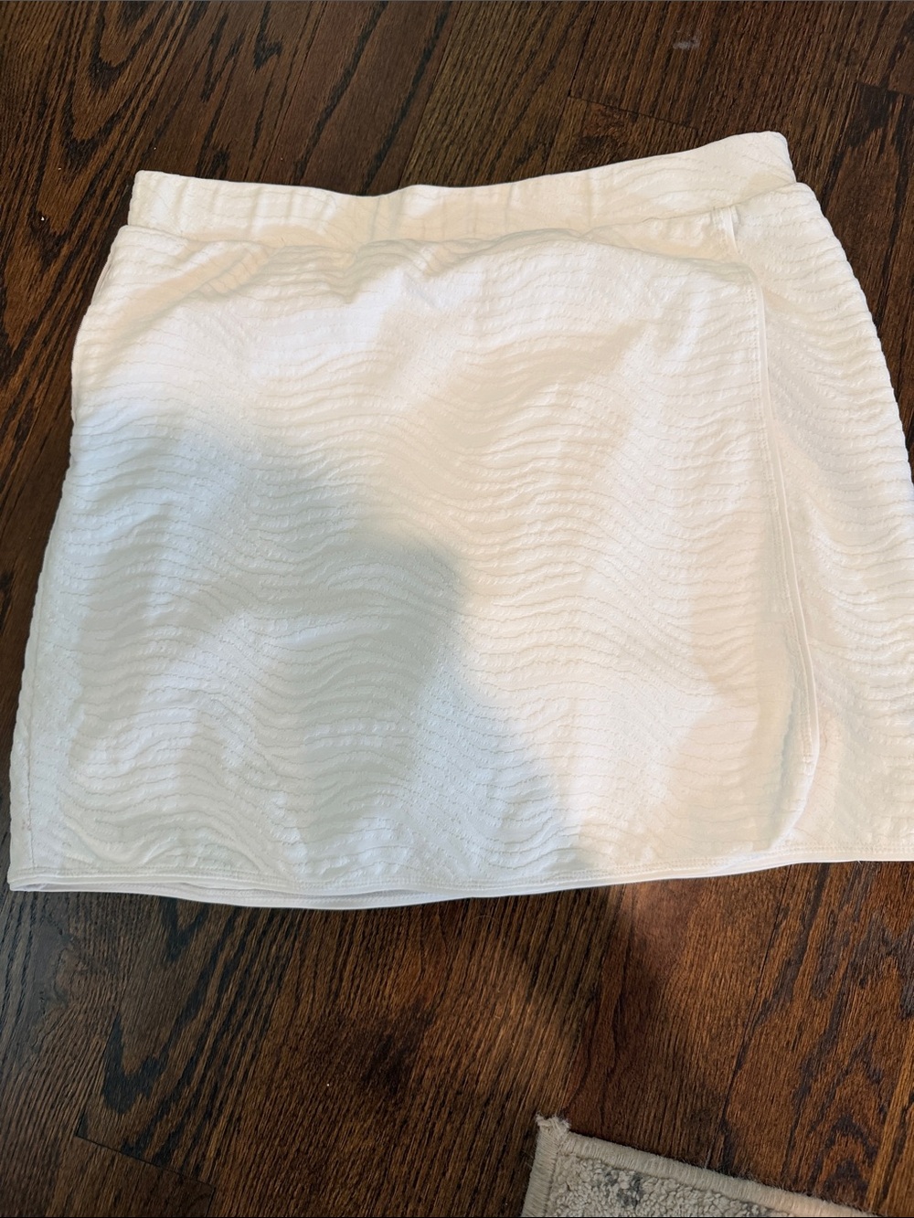 J. McLaughlin white skort